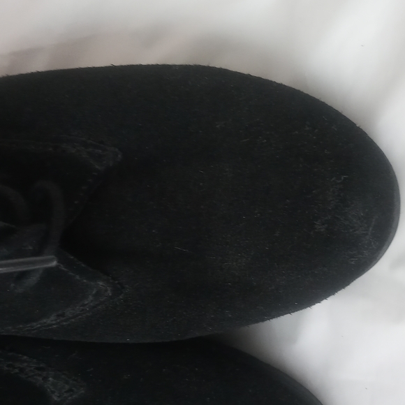 White Mountain Booties - Picture 7 of 8